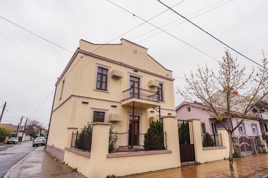 Fenix Gevgelija Bed & Breakfast Ngoại thất bức ảnh
