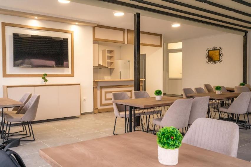 Fenix Gevgelija Bed & Breakfast Ngoại thất bức ảnh