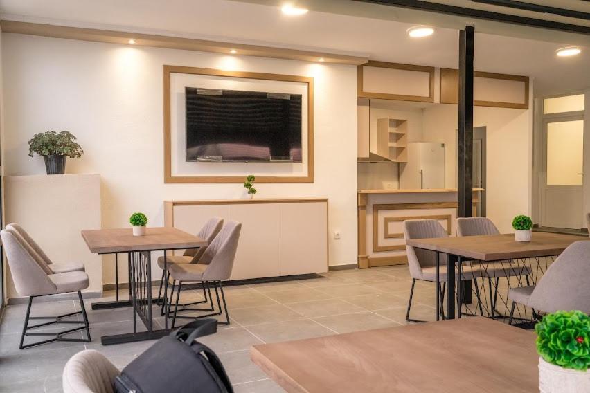 Fenix Gevgelija Bed & Breakfast Ngoại thất bức ảnh